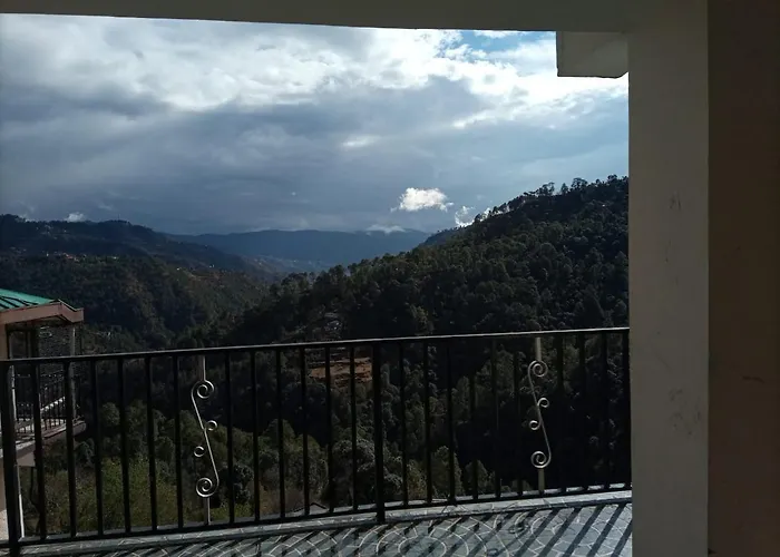 Thakur Homes- Couple And Family Friendly Homestay